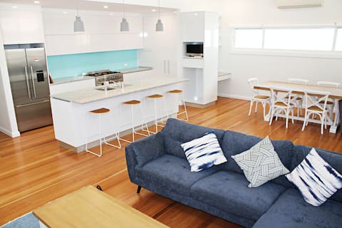 Popular Airbnb listing: Biddy's Beach House in Sawtell