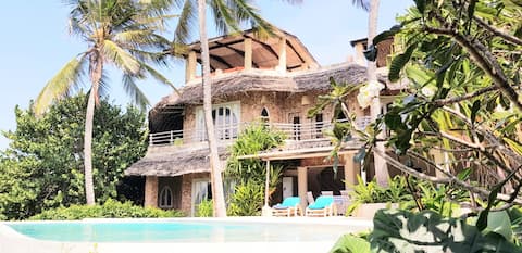 Baraka House, Beautiful Watamu beachfront location