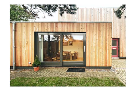 Top performing Airbnb: A beautiful studio apartment | 600m from the beach in Callantsoog