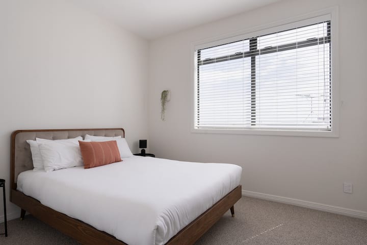 غرفة النوم الثانية