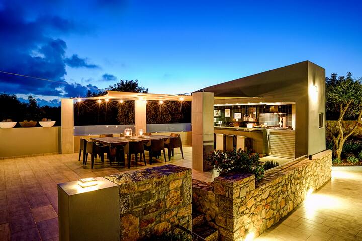 Luxury Villa Pivko gallery image 3