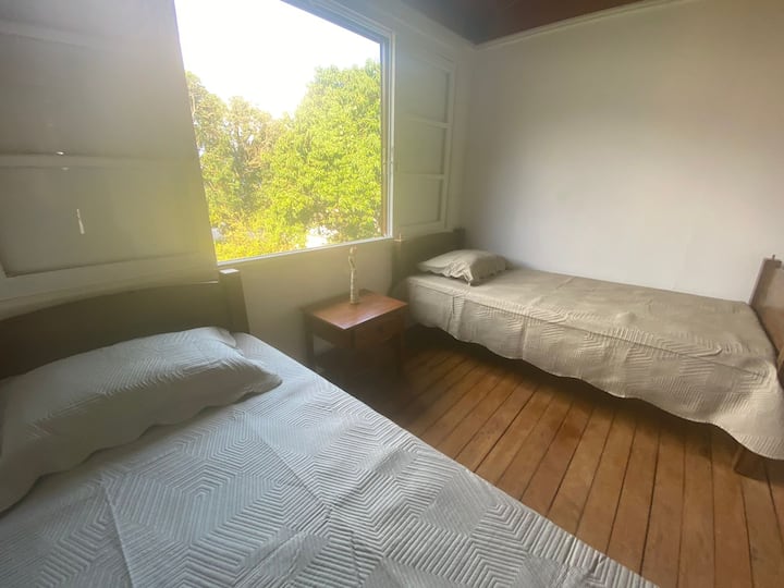 غرفة النوم 2