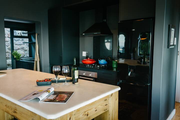 Heaven on Earth gallery image 4