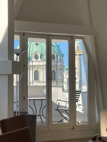 Dachappartement mit Balkon und Garten gallery image 2