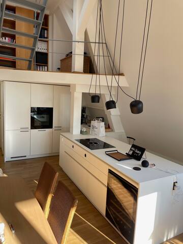 Dachappartement mit Balkon und Garten gallery image 4