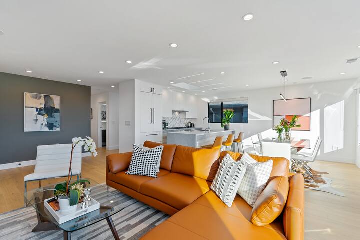 Exceptional 4BR Villa | Monthly Stay | Work & Live gallery image 4