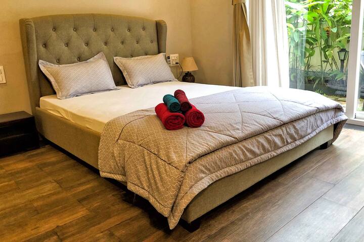 Bedroom 1 image 1