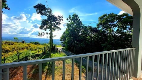 CASITA RED DOOR- RELAX IN THE COUNTRYSIDE