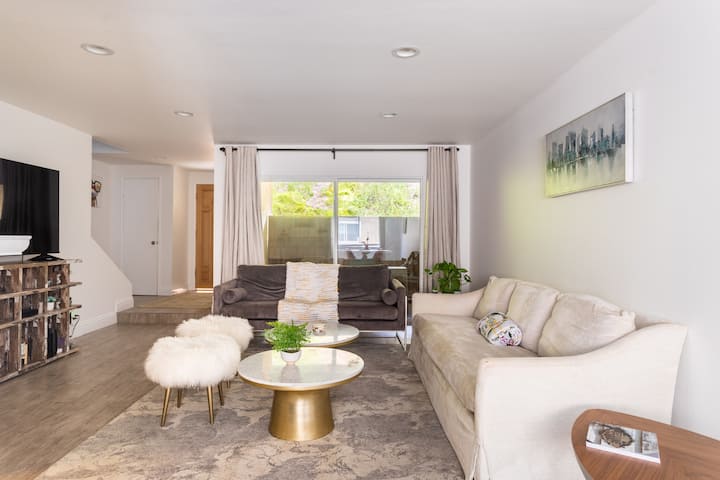 Serenity In The City: Spacious And Peaceful Villa - Los Ángeles, CA
