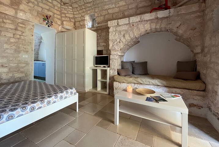 VILLA DOMINIQUE: relax&piscina a pochi km dal mare gallery image 4