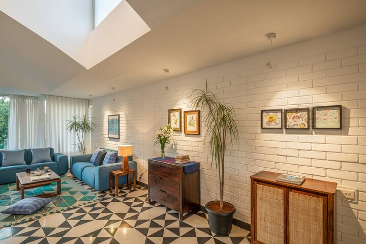 Sitting Area