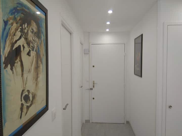 Appartement En Résidence Privée Avec Piscine - Menton