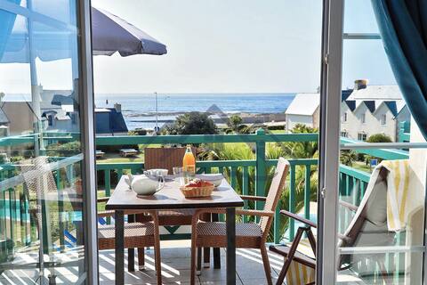 LocaLise – A28 – Sea view – pool – all within walking distance