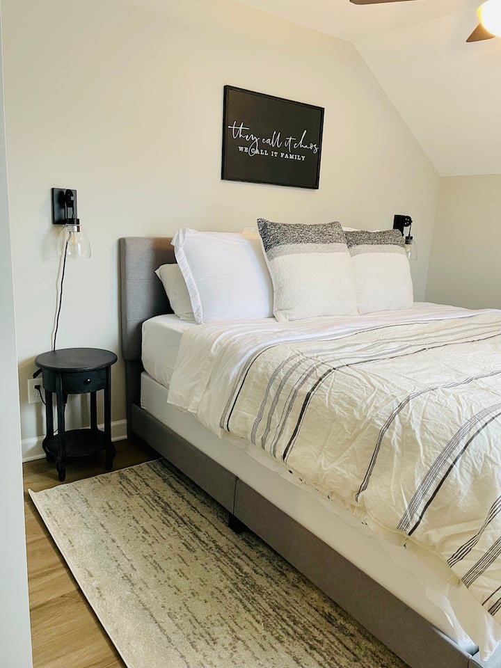 חדר אורחים מס '3 (קומה 2) - מיטת קינג