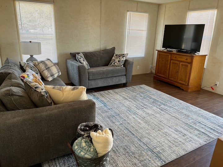 Cozy Bnb, 2BR Houses for Rent in Rocksprings, Texas, United States