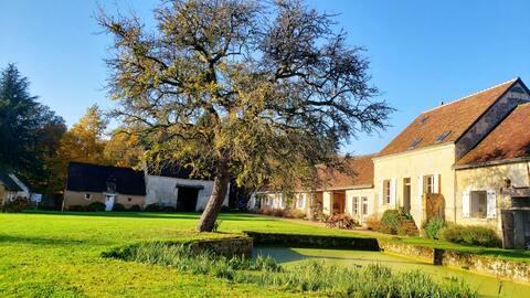 Large charming gite  
nature
St Martin des Bois