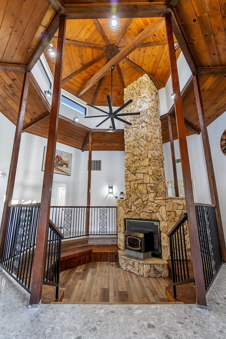 Octafarm Retreat 3br 2ba Gtw To Sequoia Nat’l Park - バイセイリア, CA