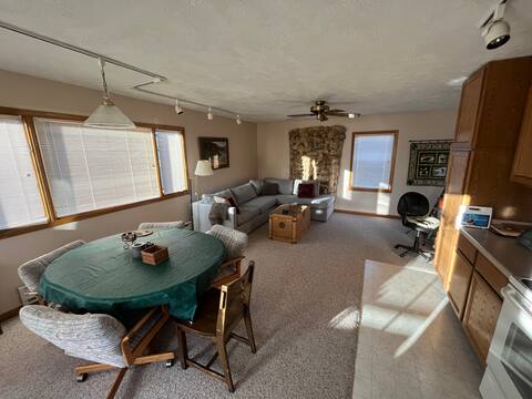 Cozy Cabin * Near Yellowstone & National Forest
