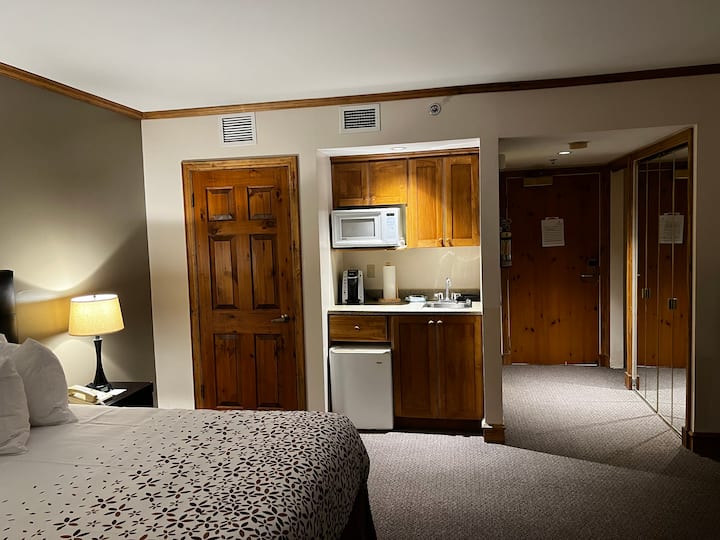 Studio 101 (Wheelchair Accessible) - Corner Brook