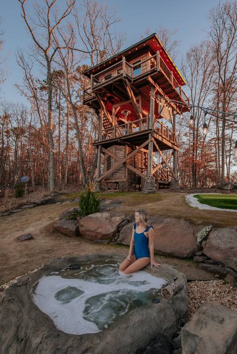 Mountaintop Luxury Lookout Tower at Selah Ridge