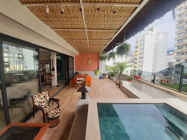 Cobertura Penthouse with pool in Ipanema