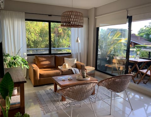 Successful Airbnb property: Cozy apartment on the banks of the Lujan River in Tigre