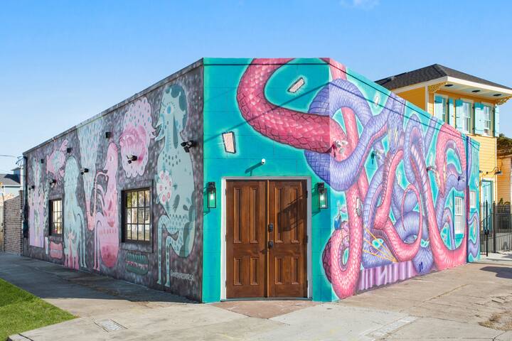 Perfect for Groups | Hot Tub | near French Quarter gallery image 5