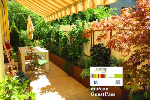 Annuncio Airbnb popolare: 5-room apartment, Merano center, private parking a Merano