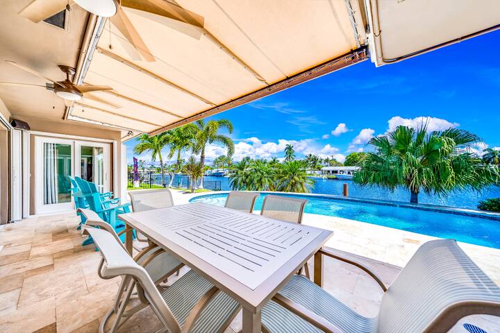 Exquisite Heated Pool+Waterfront! Close To Beach! gallery image 2