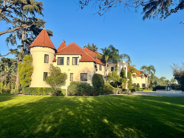 Wrensmoor Castle gallery image 3