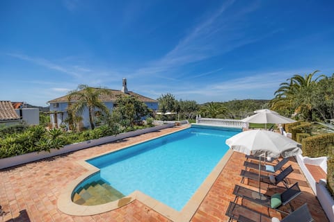 Exceptional Six Bed Manor House with private pool