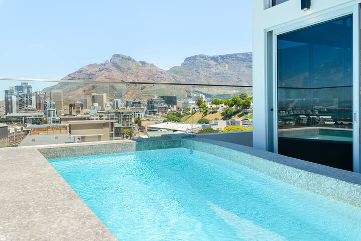 Penthouse in The Sky | 360° Views | Private Pool gallery image 2