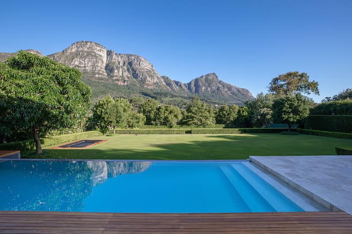Bishopscourt Tranquil Villa featured image
