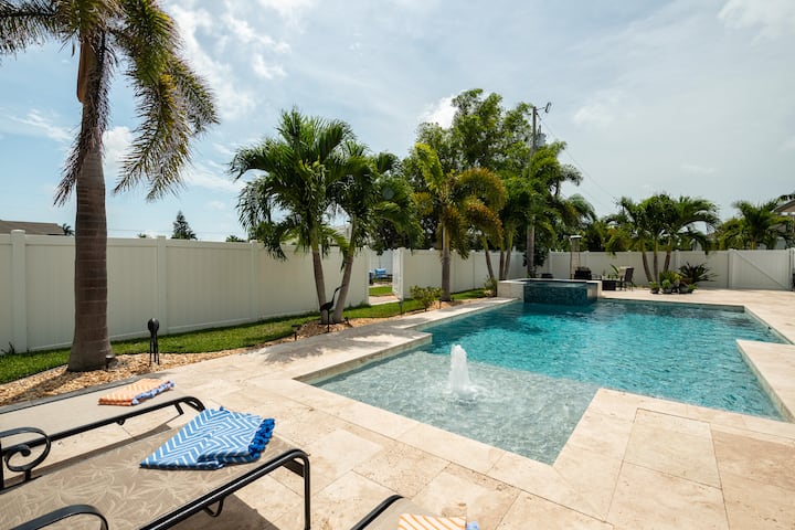 Cape Coral 3 BR w/Pickleball Court Luxury Home Houses for Rent in Cape Coral 3 BR w/Pickleball Court Luxury Home Houses for Rent in