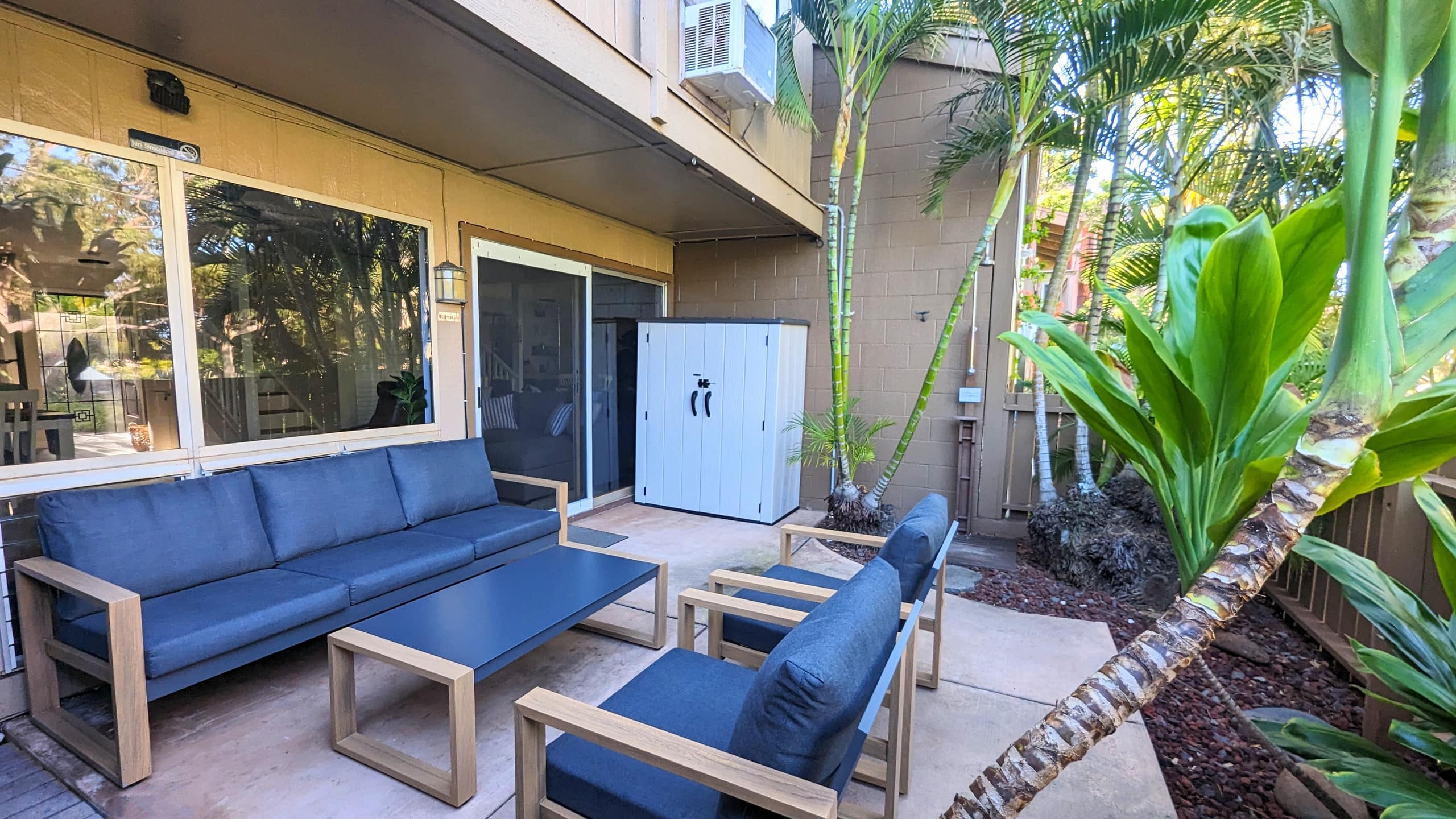 Townhouse in Lahaina · ★4.96 · 3 bedrooms · 4 beds · 1.5 baths - Image 25