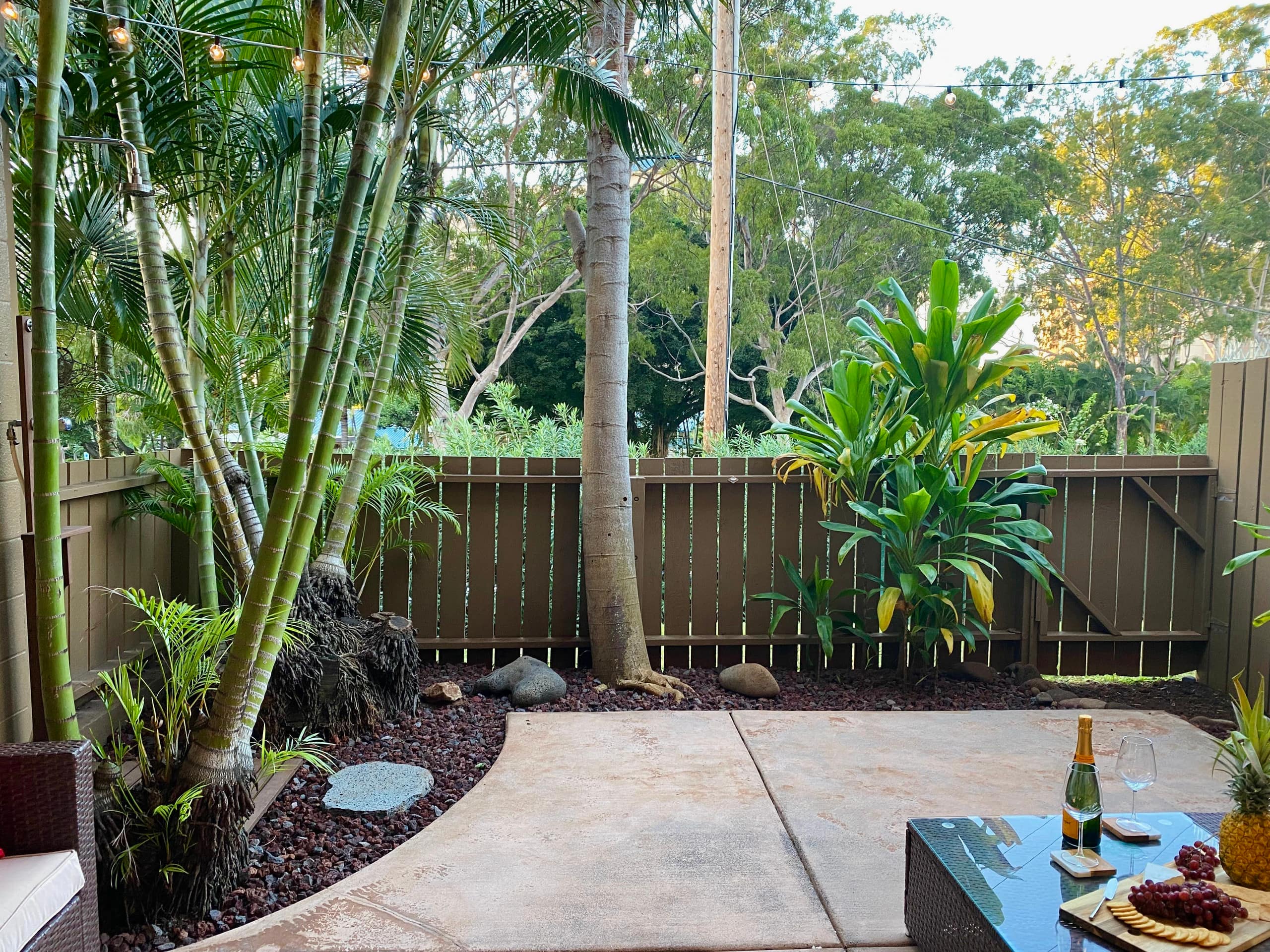 Townhouse in Lahaina · ★4.96 · 3 bedrooms · 4 beds · 1.5 baths - Image 26