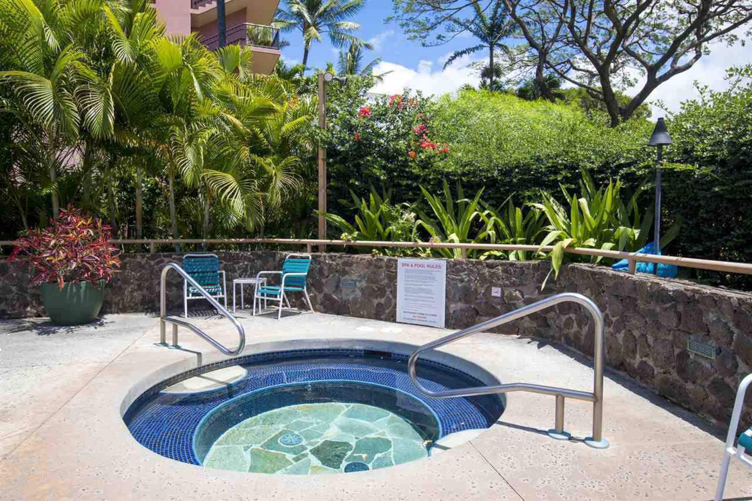Townhouse in Lahaina · ★4.96 · 3 bedrooms · 4 beds · 1.5 baths - Image 30