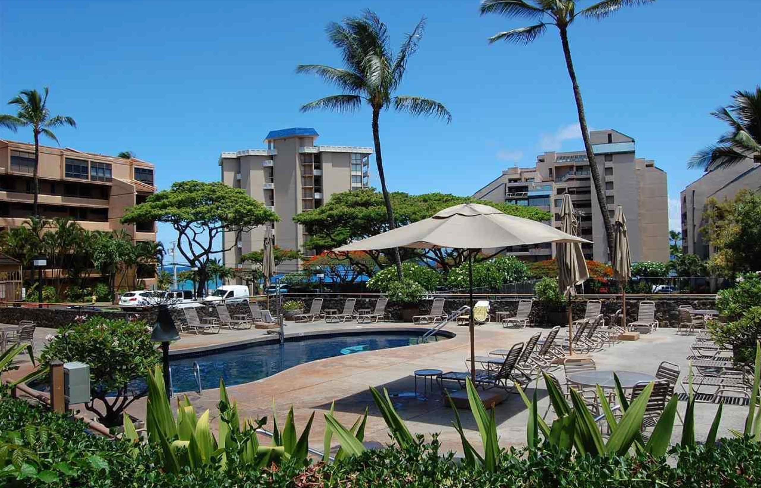 Townhouse in Lahaina · ★4.96 · 3 bedrooms · 4 beds · 1.5 baths - Image 28