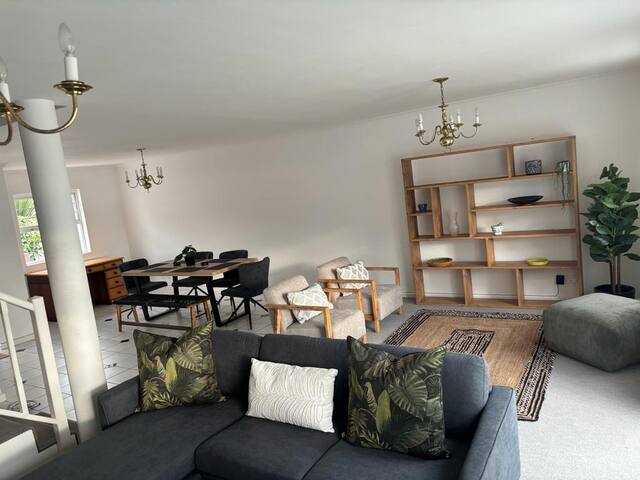 Hout Bay Apartment – 6 Beach Mews gallery image 3