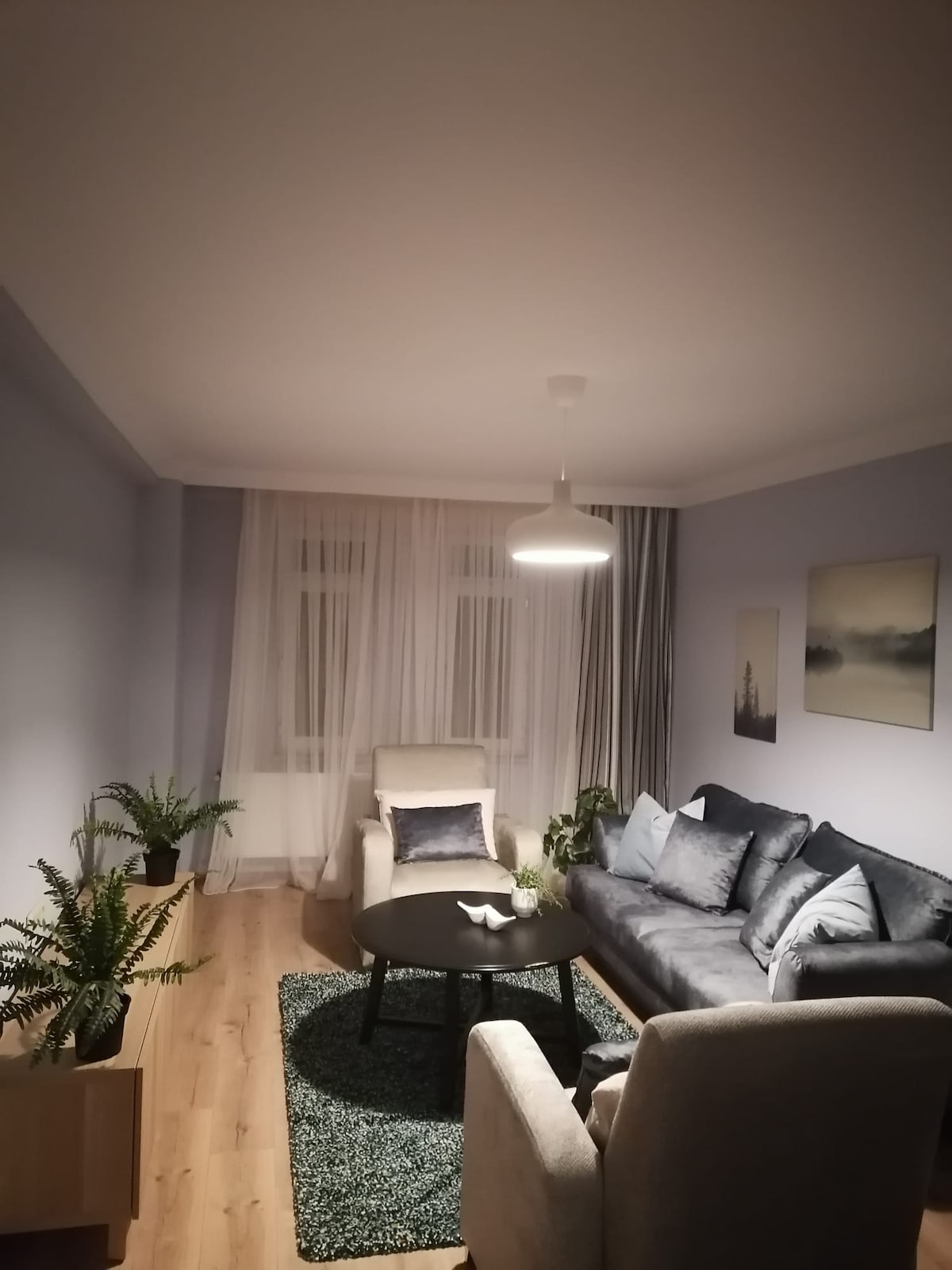 Stays Right in the Middle of Çanakkale Downtown Apartments for Rent
