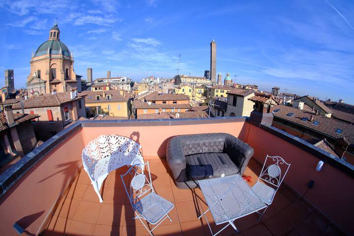 Medieval Tower with Modern Comforts:Timeless Charm gallery image 2