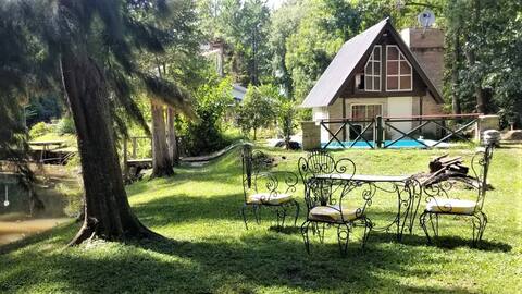 Cabana Nordelta C / POOL ON THE EDGE OF THE RIVER