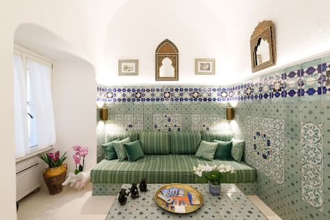 Proprietà Airbnb di successo: Qasar Luxury Suite in Capri's Piazzetta a Capri