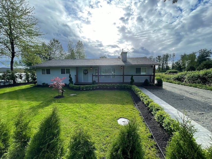 Peaceful Country Escape Near the City