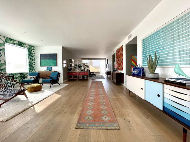 Luxe WeHo design loft w/private elevator