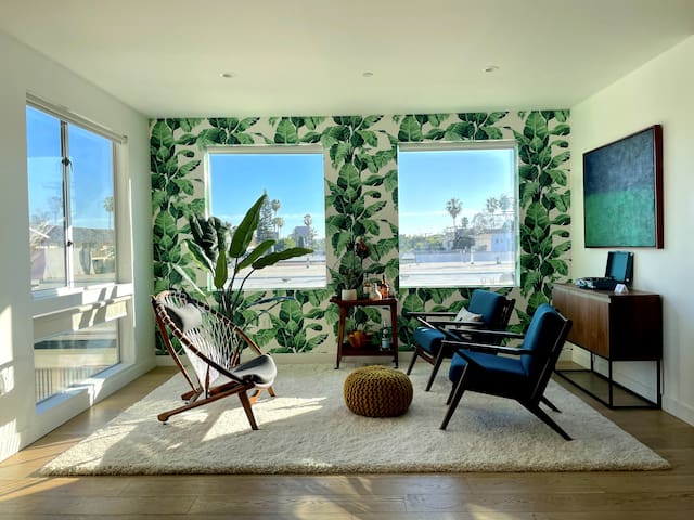 Luxe WeHo design loft w/private elevator gallery image 2