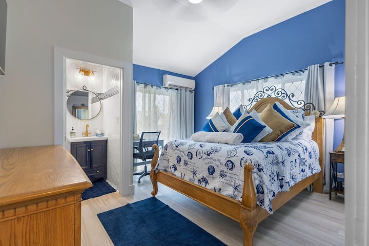 Dormitorio principal - Comodidades de la cama tamaño queen