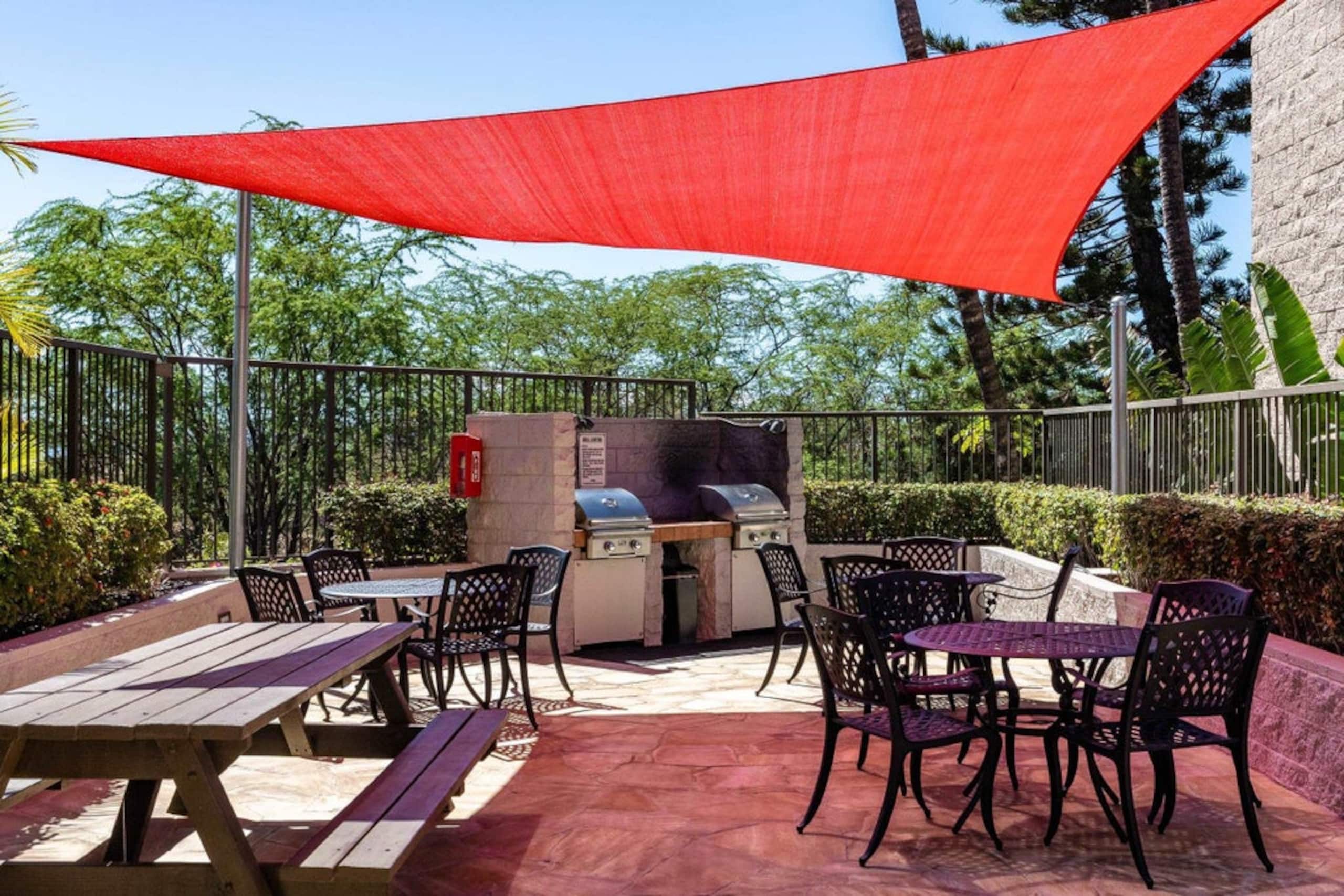 Condo in Kihei · ★4.89 · 2 bedrooms · 2 beds · 1 bath - Image 9