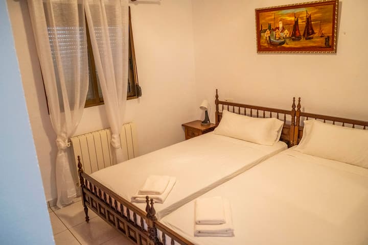 საძინებელი 1