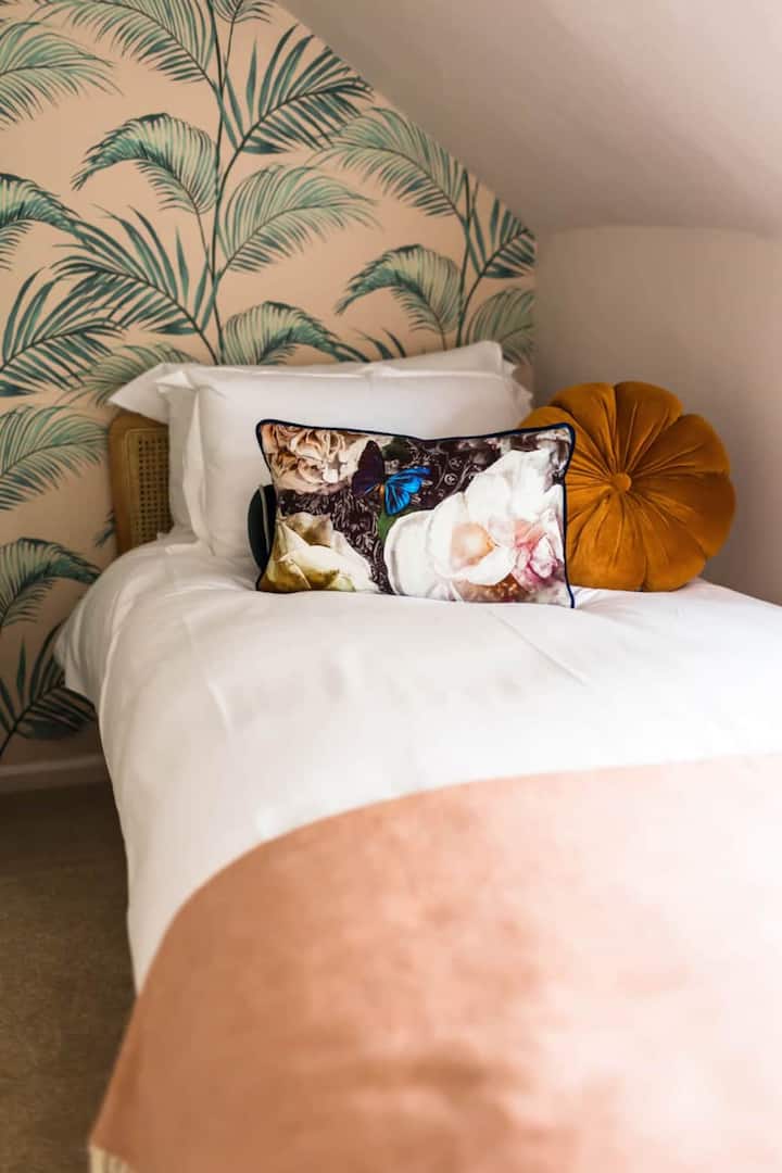 Third Bedroom - Single Bed